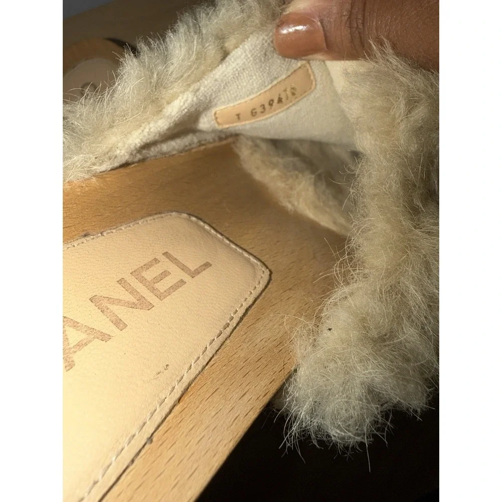 Auth. Chanel Black Beige Lamb Shearling Clogs Mules Shoes 41